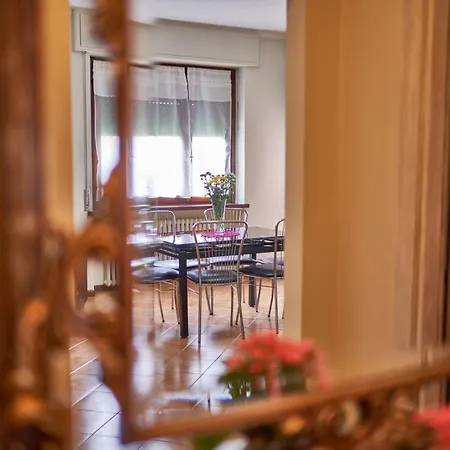 Tecla - 3 Bedrooms Sirmione