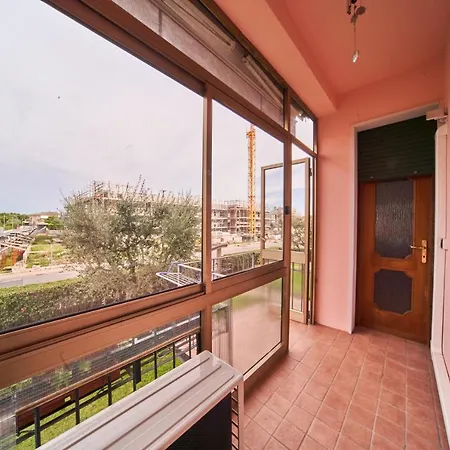 Tecla - 3 Bedrooms *