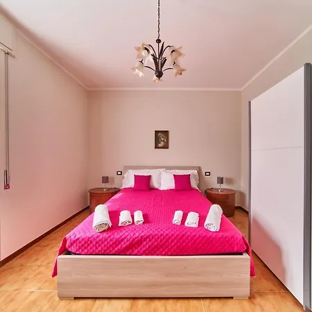 Tecla - 3 Bedrooms