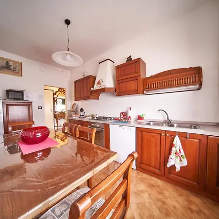 Tecla - 3 Bedrooms *